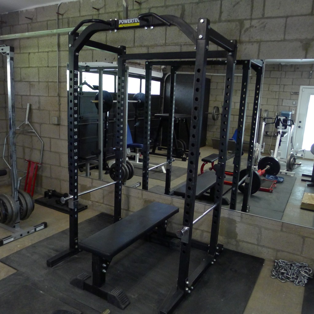 New & improved garage gym bret contreras