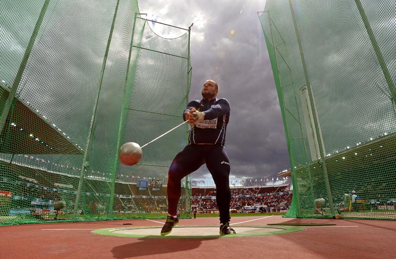 The-hammer-throw